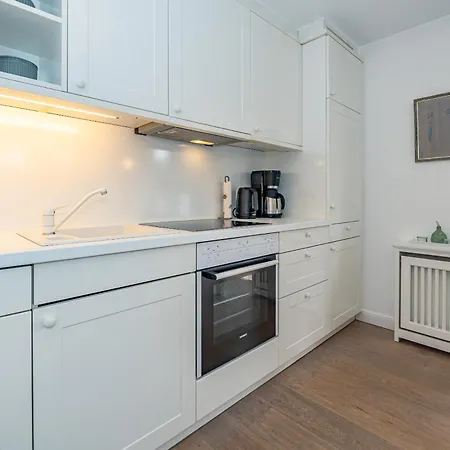 Deckerstrasse 1a, App A Apartment