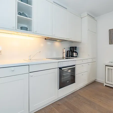 Deckerstrasse 1a, App A Apartment